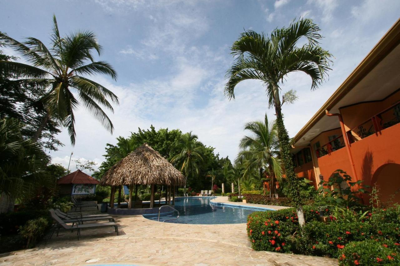 Hotel Getaways At Pueblo Real Quepos Exterior foto